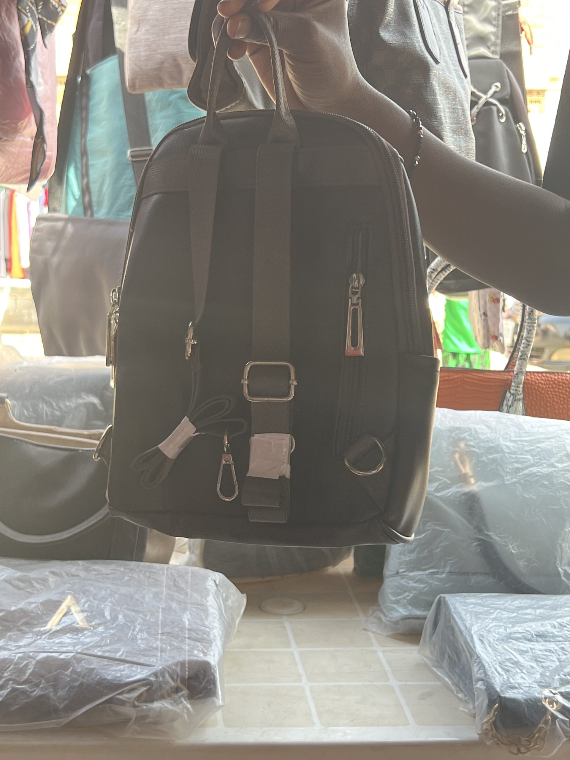 Chaviva world bag - Image 2